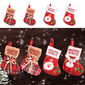 Calza di decorazione dell'albero di Natale Baglie regalo per calzini appesi di Natale Merry Christmas Snowman Bowknot Stockings Ornament Th0395