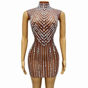 Luxury Celebrity Model Runway Dresses Shiny Rhinestones Pearl Sleeveless Mesh Bodycon Short Dress Singer See Through Stage Costume Birthday Prom Party Catwalk