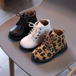 Stiefel Kinder Leopard Leder Schuhe Herbst Winter Kinder Junge Mädchen Mode Nähen Casual Niedliche Plattform Schnee E08213 220921