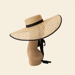 Cappelli a tesa larga 202204-HH5203 Chic Model Show Summer Straw Stile cinese Processo di tessitura a mano Scava fuori Leisure Lady Sun Cap Women Hat