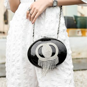 Coco Diamond Tassels Duffle Tote Bag UFO Oval Crossbody Black White Desight Designers 어깨 핸드백 가방 패션 럭셔리 여성 Lady Satchel Bucket Gift