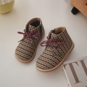 Stivali British Style Bambini Short Handsome Autumn Boys Single Fashion Girls Retro Lattice Baby Soft Warm Shoes 220921