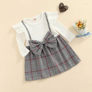 Sukienki dla dziewczynki niemowlę jesień fałszywa holownicza sukienka Ribbt Płyna Ruffled Long Rleeve Suspender A-Line Cute Bow