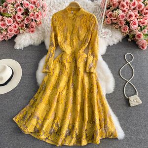 Vintage hook flower dress hollowed out lace French elegant high waist large hem A-line skirt