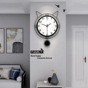 Relógios de parede Design moderno relógio redondo sala de madeira vintage White Pendulum Horloge Murale Decoração em casa