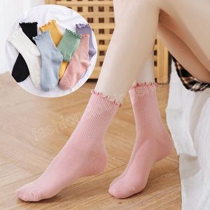 Kobiety Ruffle Socks Bawełna oddychająca średnie rurka Kobieta Skarpetki Skarpetki Załoga Streetwear Sock Calleins de la Mujer