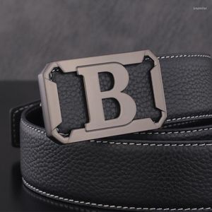 B￤lten h￶gkvalitativ bokstav B Slide Buckle Luxury Men Full Grain Leather Designers Fancy Jeans Ceinture Homme