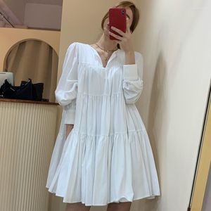 Casual Dresses 2022 Spring Female Loose V-neck Solid Color Oversize Long Sleeve Minimalist Wide Hem Pleated Straight Dress Green