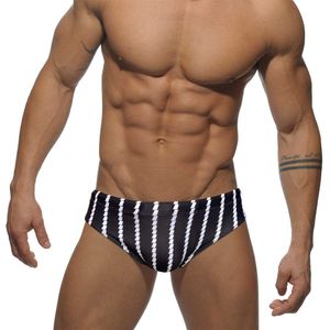 Men's Swimwear Sexy Summer Fast Dry Swimming Briefs Pad Ardennes Push Swimsuit Fashion Male Bikini Sports Beach Surfing Trunks J220913