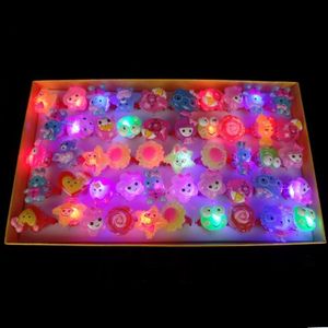 LED Light Up Rings Glow Party Favors Flashing Kids Prizes Box Toys Birthday Classroom Rewards Easter Theme Treasure Supplies DH3875