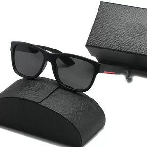 Modedesigner-Sonnenbrille, klassische Brille, Goggle, Outdoor-Strand-Sonnenbrille für Mann und Frau, 7 Farben, optional, dreieckige Signatur 2660
