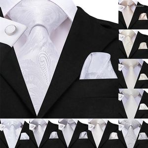 Bow Ties Hi-Tie Hanky ​​Kuflinler Erkekler için Set 8.5cm İpek Paisley Desen Erkekler Tie Beyaz Tasarımcı İş Düğün Kravat