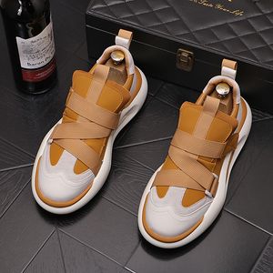 I designer vestono scarpe da festa di nozze primavera autunno sneakers casual traspiranti punta rotonda fondo spesso Oxford business guida mocassini da passeggio Y20