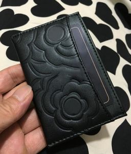 Lüks siyah deri kabartma küçük çanta koko kese kamelya cüzdan bayan kart tutucular moda çanta tasarımcı cüzdan cazibe kadınlar için