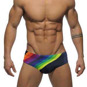 Costume da bagno da uomo Costume da bagno Slip da indossare Swim Pushup Costume da bagno bikini sexy Beach Short Rainbow Surf Trunks Uomo Costume da bagno J220913