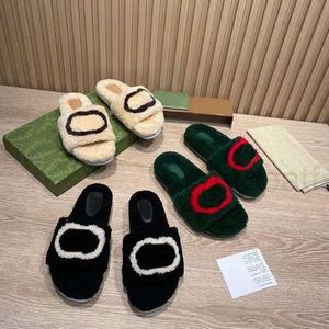 Women Fur Slippers Wool Designer Thick Bottom Light Brown merino wool slides Fashion indoor Flat flip flops Muller Heel slipper Sexy WinterTop