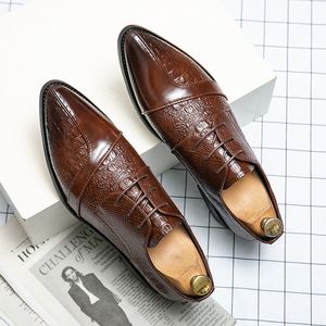 Bullock Men's Dress Shoes Luxury präglade italienska Oxford Fashion Wing Tip Lace Up Wedding Office Dress Everyday Large Size38-48