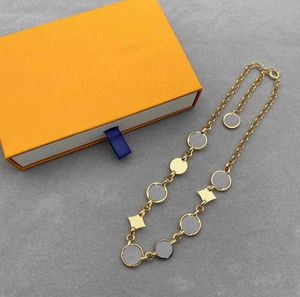 Collar de gargantilla clásico de diseñador Joyas de lujo Diamante Diamante Pearl 18 K Gold Cartas Collares para mujeres Cadena de encanto de hip hop
