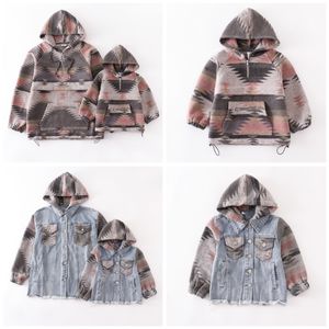 Familie Passende Outfits Girlymax Herbst Winter Langarm Baby Mädchen Mommy Me Plaid Denim Jacke Hoodie Kleidung Kinder Top Boutique kinder Kleidung 220924