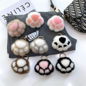 Plush Keychains Women Cat Claw Faux Fur Key Chain Charm Fashion Plush Bear paw Car Keychain Bag Pendant Party Gift Jewelry 220923