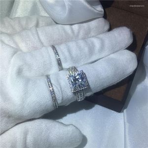 Cluster ringen handgemaakte in wit goud gevulde ringset prinses gesneden a zirkon steen cz verlovings trouwring voor vrouwelijke mannen