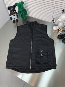 2022 New Fashion Vest Highquality Pocket Stitching Design Nylon Luxury Black Stand Collar Mens Vest Coat