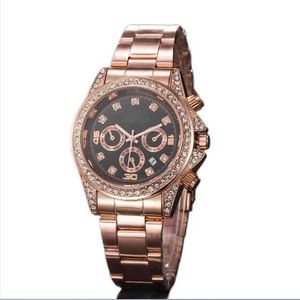 Famous classic designer style Men Watches Luxury Fashion Crystal Diamond Women Quartz Large dial watch wholesale AAA