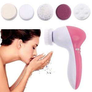 5in1 Electric Face Scrubber Detergente viso multifunzionale lava viso massaggiatore strumento di bellezza detergente per pori