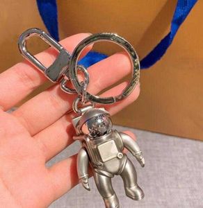 Keychains Lanyards 3D Designer Stereo People Keychains Letter Fashion Metal Astronaut Space Robot Keychain Car Key Chain Pendant Accessories