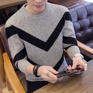 Mens Sweaters Sonbahar Erkekler Uzun Kollu Kazak Moda Moda Kontrolü Yuvarlak Boyun İnce Uygun Örgü Top 220923