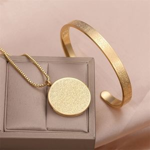 Collane con ciondolo Bracciale AYATUL KURSI Ciondoli personalizzati in acciaio inossidabile per donna Gioielli in oro Islam Musulmano Arabo Gioielli Regalo 220922