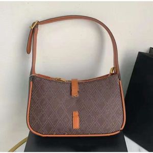 Akşam çantaları cowhide hobo alt koltuk çantası kadın omuz crossbody çanta tasarımcıları lüks el çantaları mini totes bayan cüzdanlar zarf messenger ba