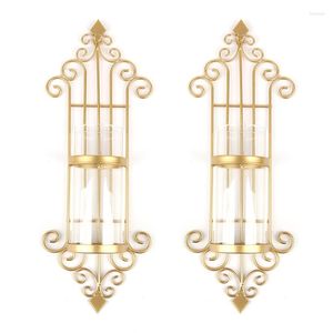 Candele 2pcs European European Antique Metal Wall Shone montato in ferro sospeso Porta di ferro con tazza di vetro Respuglio di candelabri retrò.