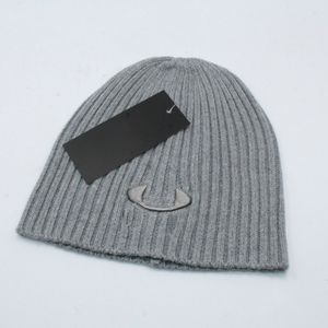 Embroidery Solid Color Beanies Hip Hop Skateboard Knitted Hats Fashion Cashmere Men Winter Skull Caps
