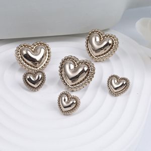 Cute Heart Button for Shirt Sweater Coat Sewing Notions Heart Diy Buttons Clothing Accessories