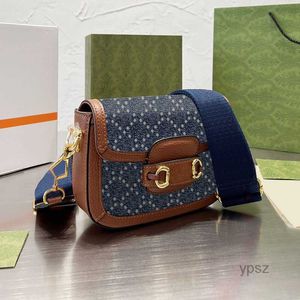 Borse da sera Mini Borse a tracolla Tracolle larghe Flip Borsa da postino Messenger da donna Moda Naso di maiale classico Più coloreMulti Pochette