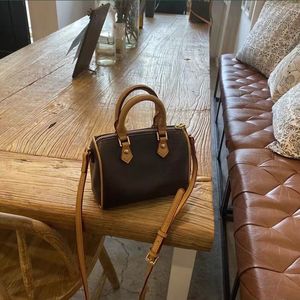 Люксрийс дизайнерская сумка знаменитая бренда сумочка мини -тотация Классическая винтажная мода одиночное плечо кроссба
