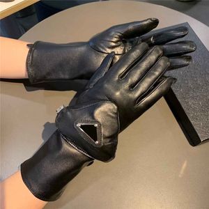 Five Fingers Gloves New Triangle Bags Leather Sheepskin Gloves Cashmere Lining Mittens Outdoor Women Winter Warm Gloves