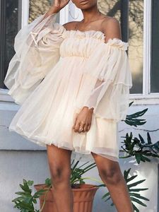 Casual Dresses 2022 Summer Long Sleeve Pleated Loose Dress Women Spring Off Axla Mesh Party Dress Sexig Slash Neck Backless Mini Kort klänning T220905