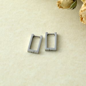 2022 New Simple Stud Metal Geometric Rectangle Earrings Advanced Square Niche Design Fashion Versatile Jewelry Accessories