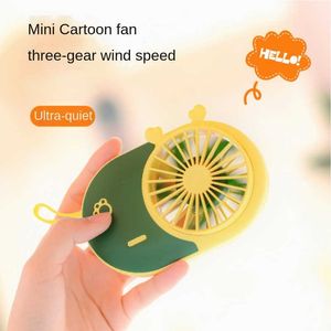 Elektrische fans Nieuwe cartoon mini fan zomer Koreaanse versie ins wind usb oplaad fan meisje buiten eenvoudige draagbare pocket fan t220924