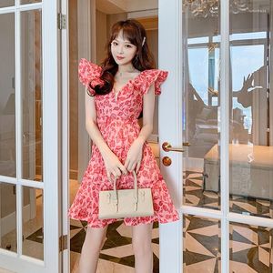 Casual Dresses Fashion French Vintage Butterfly Sleeve Mini Party Birthday Dress Ladies Elegant Coffee Break Sexy V-Neck Floral Beach