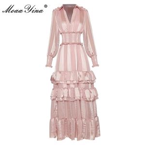 Casual Dresses Moaayina Fashion Designer Autumn Pink Stripe Long Women's V-ringning Lantern Sleeve Elastic Midje Ruffle Elegant Holiday 220923