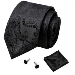 Bow Ties Wedding Men Tie Black Paisley Projektant mody dla biznesu 7,5 cm Dropsshiiping Groom Kravat
