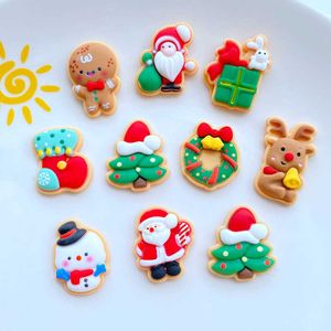 Decorative Objects 10 pcs New Cute Mini Christmas Collection Resin Series Flatback Cabochon Guest Book Kawaii Beauty Accessories