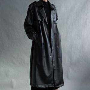 レディースジャケットラウタロ秋、女性スリーブベルトのためのダブル胸のためのロングサイズの黒いフェイクレザートレンチコートルーズファッション220926
