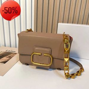 Projektanci torby Mini Small Square Placing Womens Fashion jedno ramię Msenger Prosty i wszechstronny klasyczny netto czerwony z osobowością Trendtote Factory Bezpośrednia sprzedaż