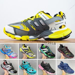 Sneakers Mens Designer Paris B's Third Generation Dad Shoes Female Track 3.0 4.0 Men's and Women's Leisure Sports with Led Light to Increase Show Thin RM4