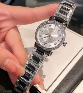マルチスタイルのクラシックスーパーファクトリークオリティウーマリスト30mmダイヤモンドベゼルVKクォーツムーブメントオートデートサファイアセラミックストラップ女性の時計