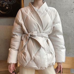 Kvinnors dike rockar kvinnors vinterfasta färgbältesjacka elegant och ädla tjock hög kvalitet söt lady streetwear koreanska